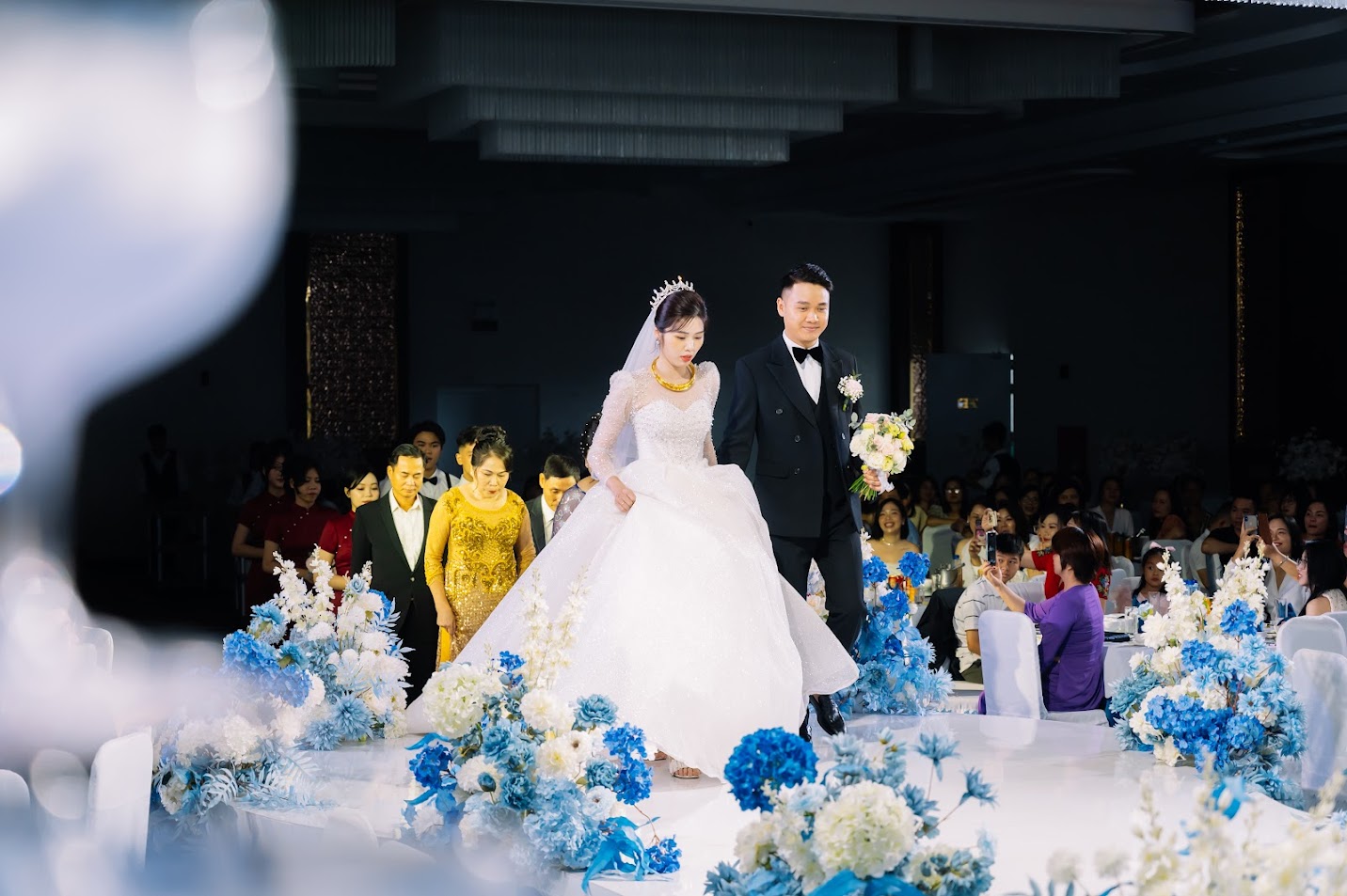 phong cách cưới phù hợp